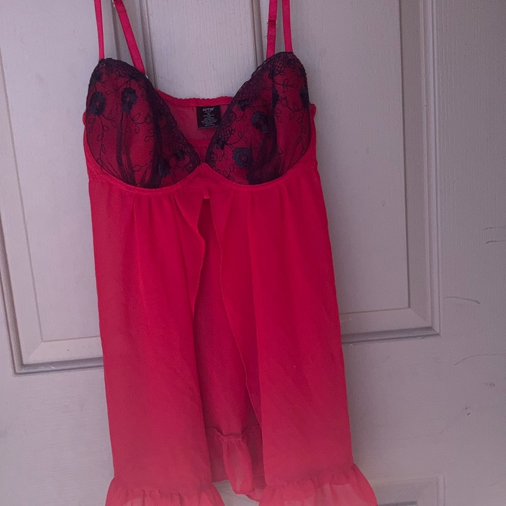 Super sexy, extra large, red and black lace lingerie apt 9